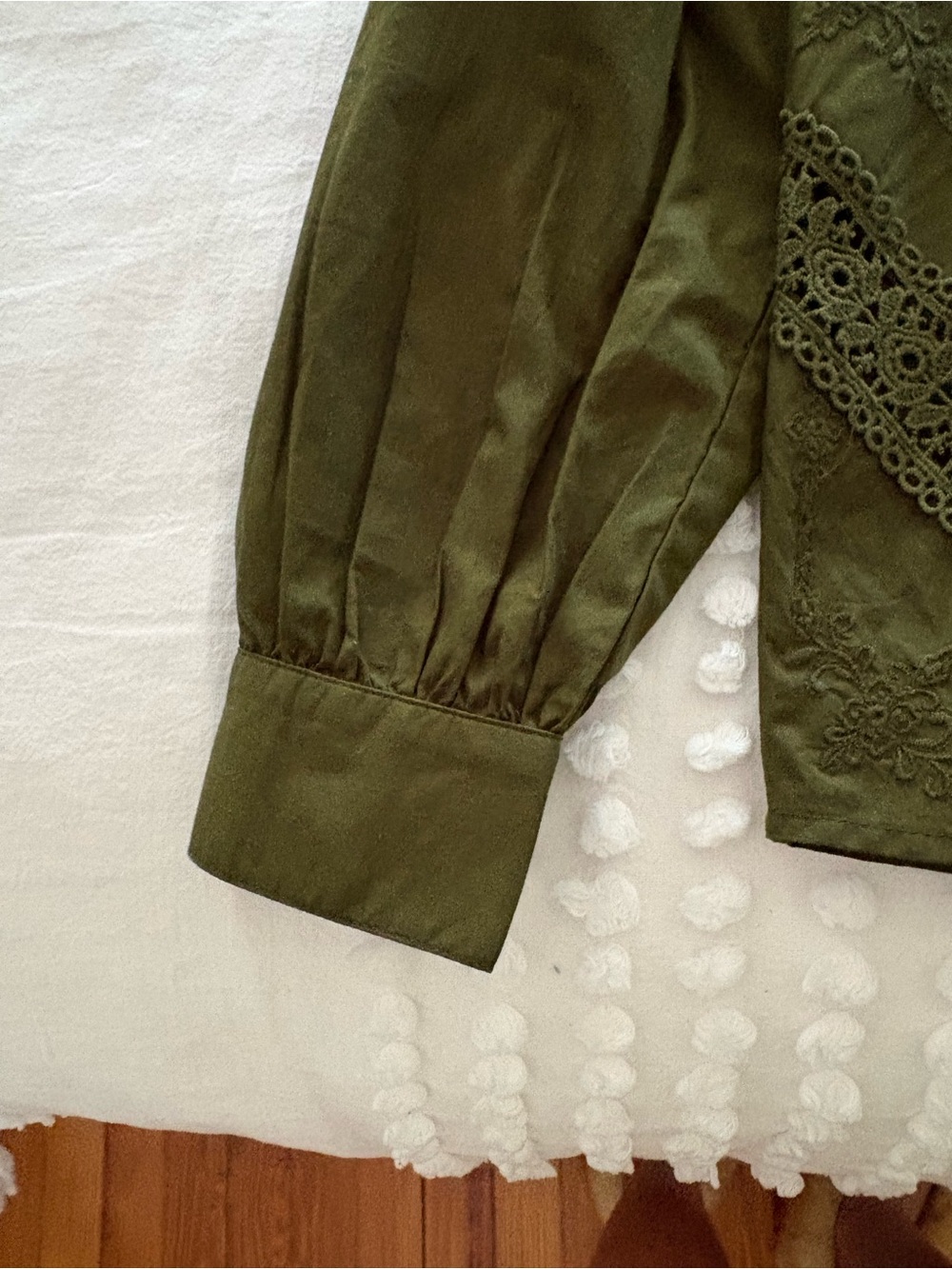 Sezane Lou Top in Perfect Green Embroidered Size 36 (4) - Picture 7 of 10